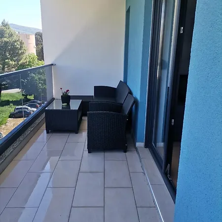Duga Apartman *